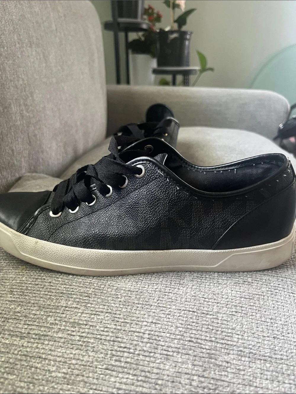 Michael Kors Black Leather Lace-Up Sneakers with White Trim